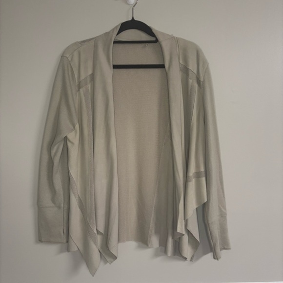 Elie Tahari Beige Mesh Cardigan - Picture 1 of 8